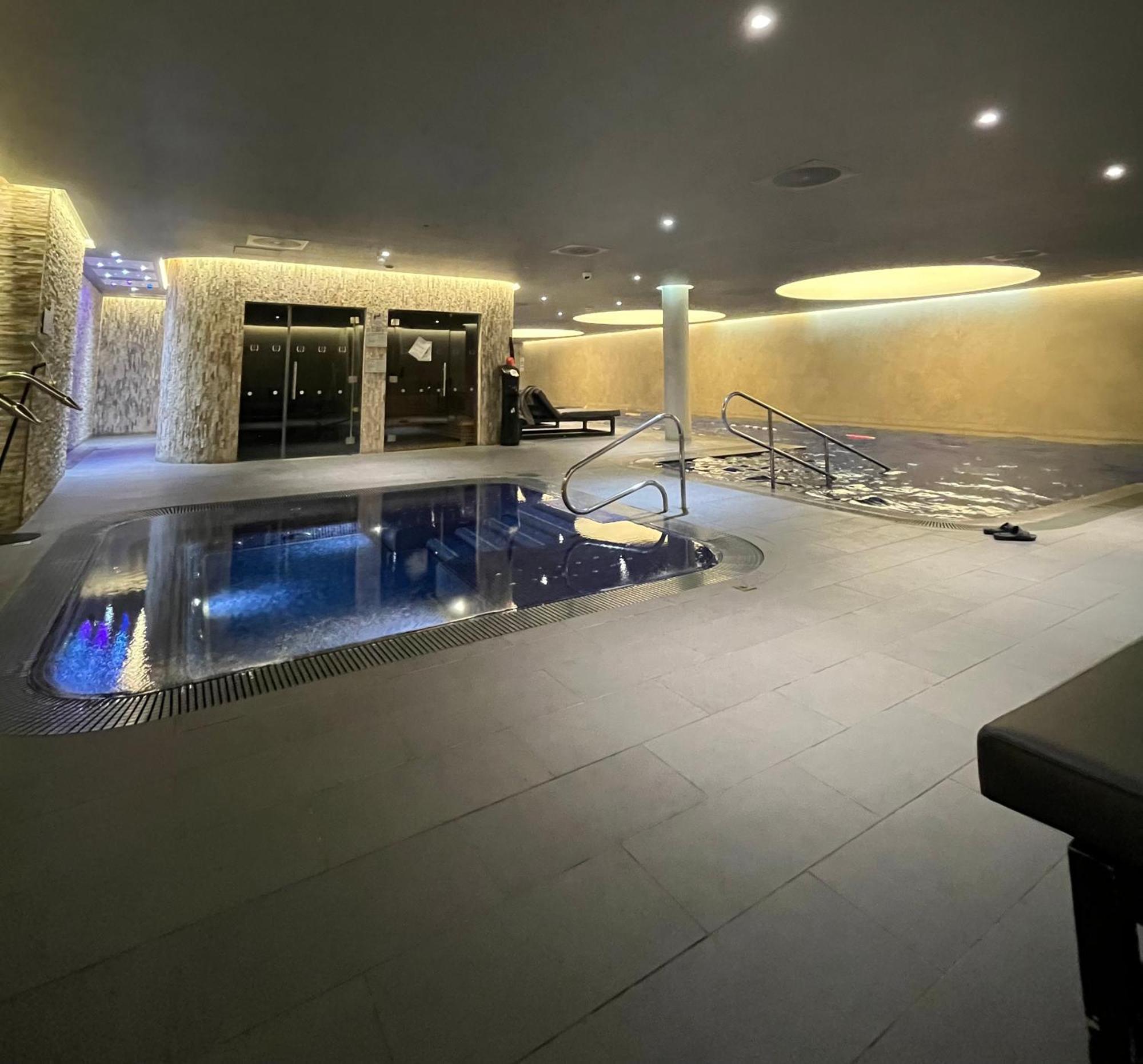 Luxury Modern 2 Bed Flat With Balcony And City View - Canary Wharf City Center Londra Exterior foto